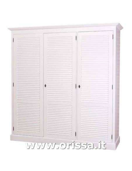 Armadio guardaroba stile country con tre ante a persiana MS619