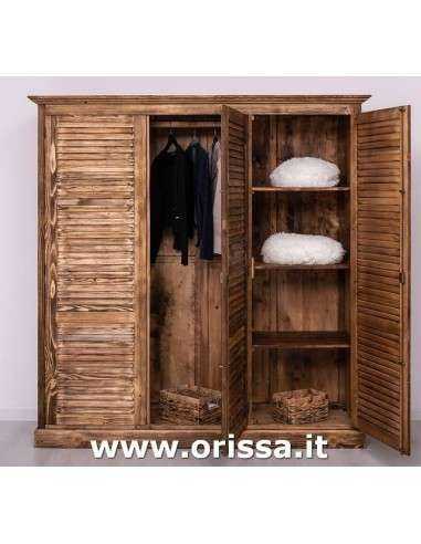 Armadio guardaroba stile country con tre ante a persiana MS619