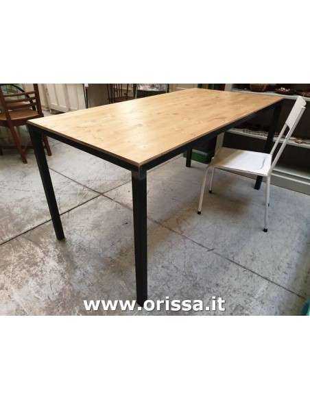 Tavolo industrial legno massello e struttura ferro battuto cx135
