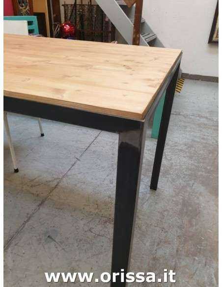 Tavolo industrial legno massello e struttura ferro battuto cx135
