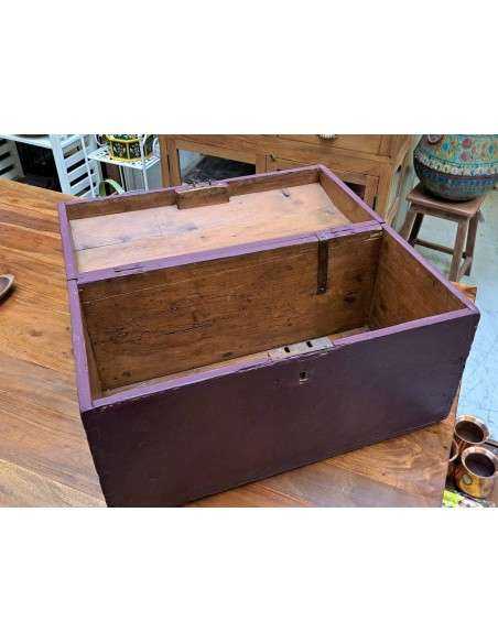 baule in legno vintage colore prugna CX172