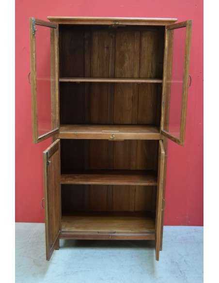 Credenza alta in teak biondo con ante vetro e legno – 94x47x187 cm TS111