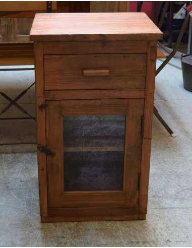 Comodino basso in legno massello con anta in vetro e cassetto superiore TS65