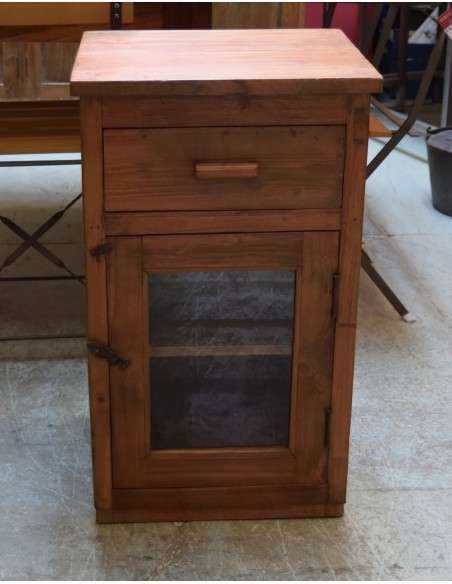 Comodino basso in legno massello con anta in vetro e cassetto superiore TS65